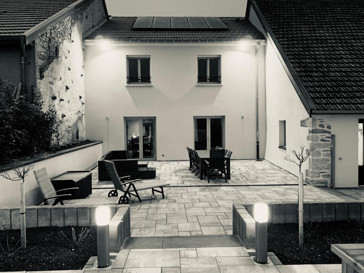 Chez La Rose Luxueuse Cottage Avec Jacuzzi Rouvres-la-Chétive Exterior foto